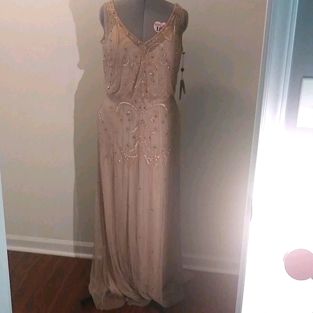 NWT Adrianna Papel Beaded formal dress sz 12 peach